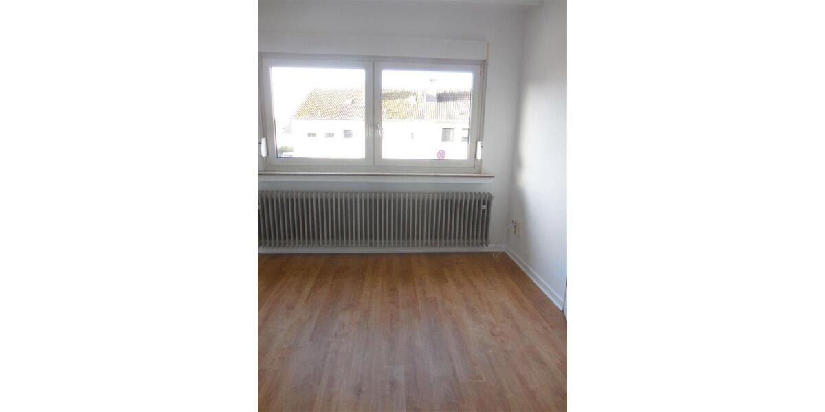 Etagenwohnung Leverkusen Bergisch Neukirchen - 3 Zimmer, 113 m&sup2;, 1.250&euro; | Angebot:24805217