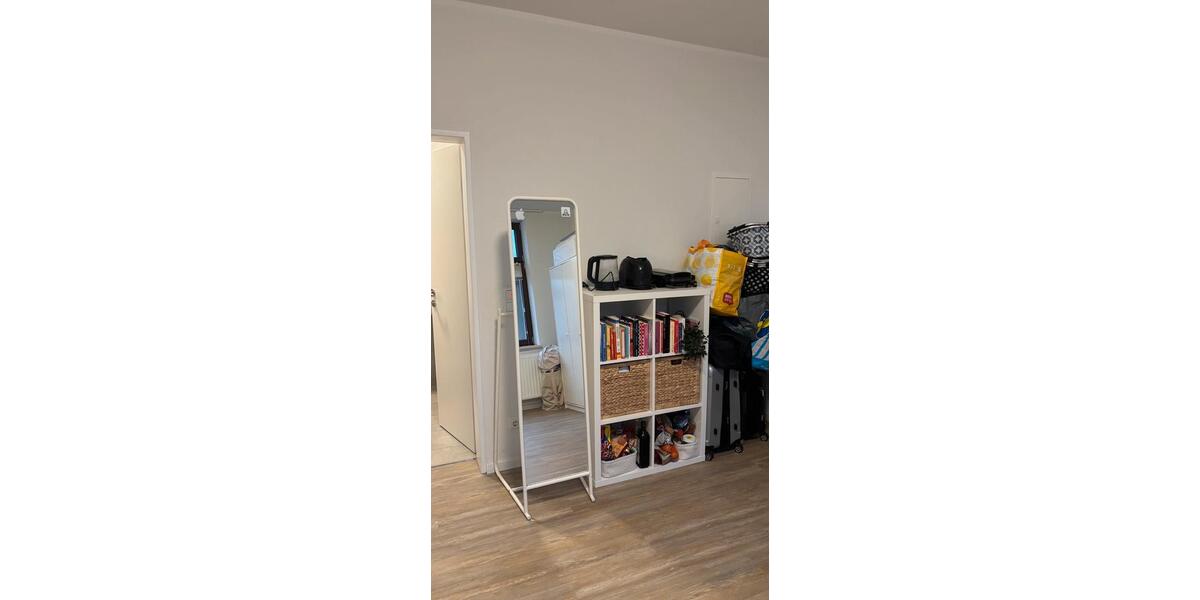 Etagenwohnung Köln Lindenthal - 1 Zimmer, 22 m&sup2;, 535&euro; | Angebot:25379991
