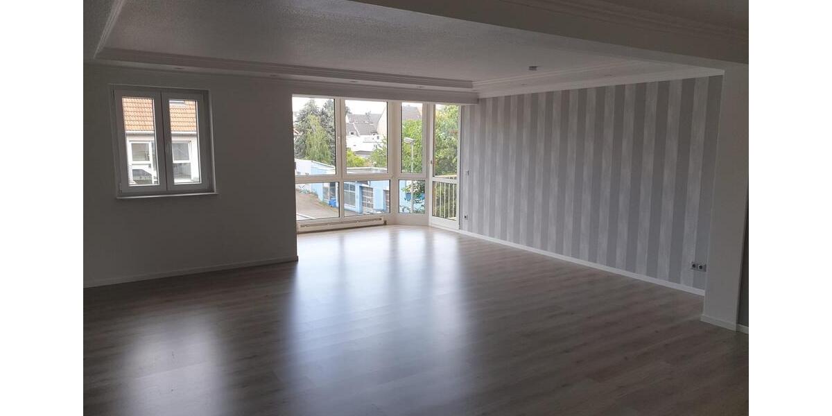 Etagenwohnung Köln Nippes - 3 Zimmer, 98 m&sup2;, 349.000&euro; | Angebot:26945416