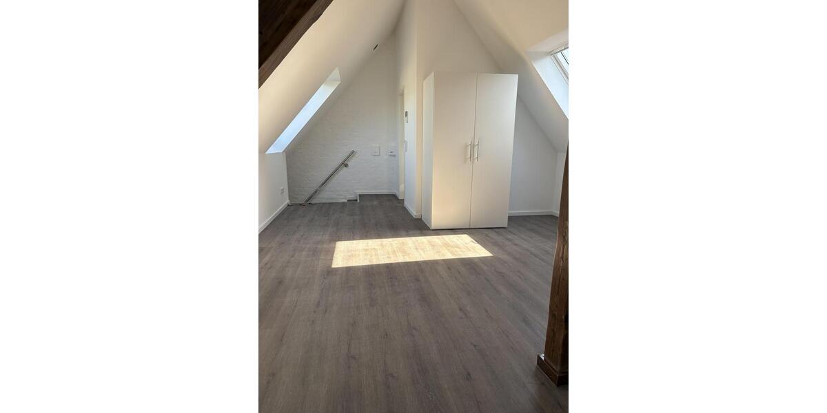 Maisonettenwohnung Köln Lindenthal - 4 Zimmer, 105 m&sup2;, 2.200&euro; | Angebot:26384129
