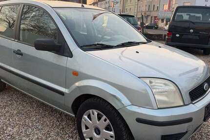 Ford Fusion 178.600 km 2.750 &euro; Leverkusen 51371