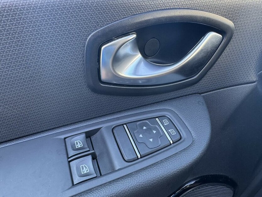 Renault Clio Cargo 2-Si. Klima Navi ServNeu Temp.1Hd EU6 100.000 km 7.250 € Erftstadt 50374