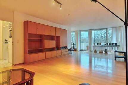 Wohnung zum Kaufen in Kerpen 199.900 € 123.5 m² 4 zimmer