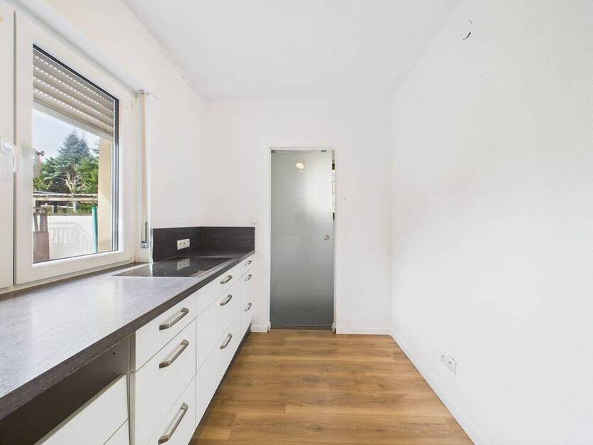 Familienfreundliches Ein-Zweifamilienhaus in der Euskirchener Südstadt - modernisiert & großzügig