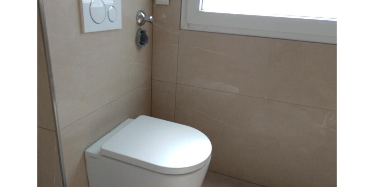 Dachgeschoßwohnung Köln Kalk - 3 Zimmer, 71 m&sup2;, 1.350&euro; | Angebot:26367904