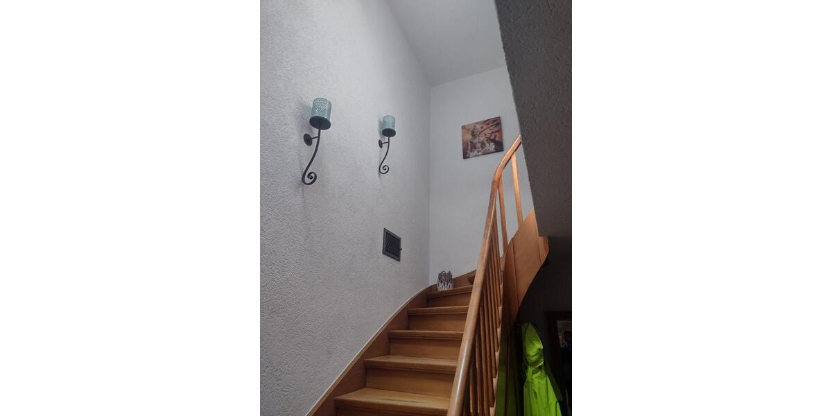 Etagenwohnung Bonn Küdinghoven - 3 Zimmer, 92 m&sup2;, 990&euro; | Angebot:26406718