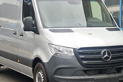 Mercedes-Benz Sprinter 99.155 km 22.500 € Köln 50858