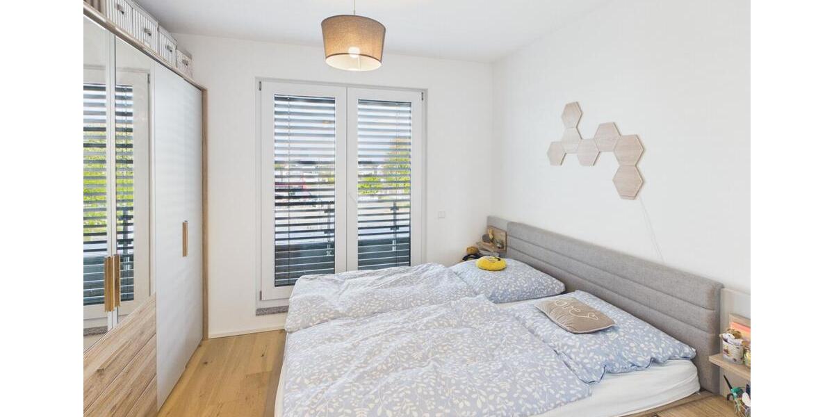 Dachgeschoßwohnung Pulheim - 4 Zimmer, 155 m&sup2;, 2.570&euro; | Angebot:26266804