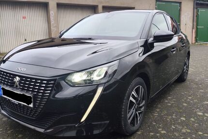 Peugeot 208 52.896 km 14.900 &euro; Köln 50823