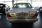 Jaguar XJ 4.0 Lang Automatik - Leder - Schiebedach - 119.865 km 19.980 € Euskirchen 53881