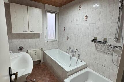 Wohnung Kerpen Buir - 3 Zimmer, 84 m&sup2;, 900&euro; | Angebot:25311036