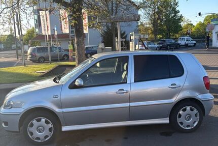 VW Polo 142.000 km 1.800 &euro; Bonn 53179