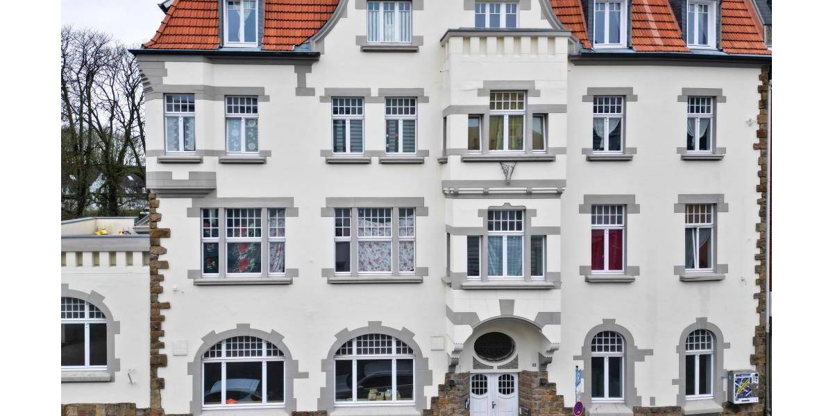 Sanierte Gastronomie und Gewerbefläche im Herzen von Solingen-Wald zimmer