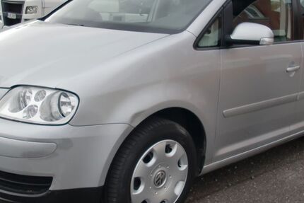 VW Touran 184.665 km 1.949 &euro; köln 51149