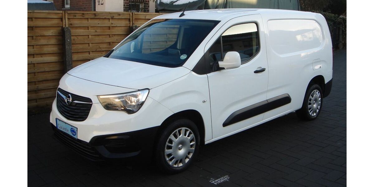 Opel Combo 99.780 km 11.980 &euro; Hilden 40721