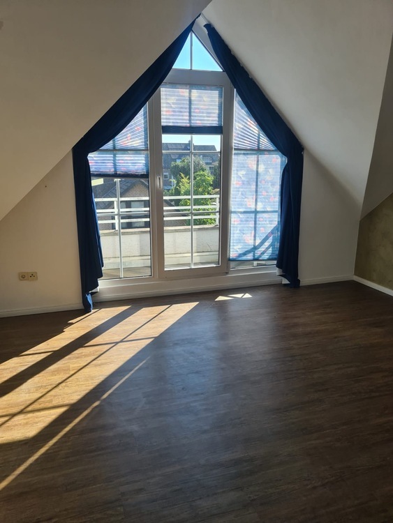 4-Zimmer Maisonette in Bestlage Stürzelbergs