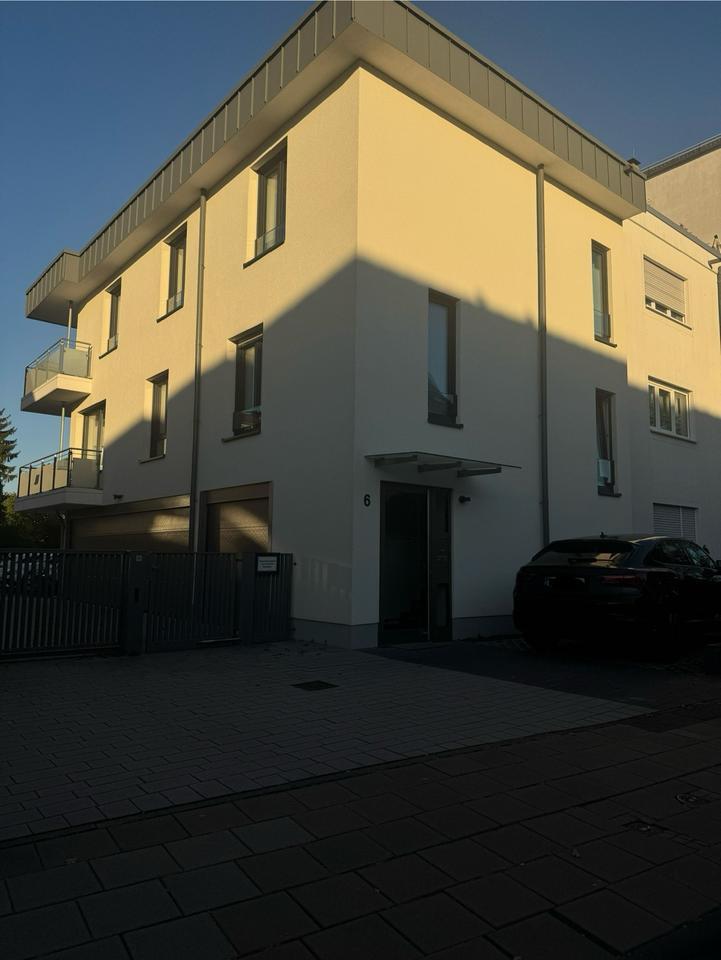 Wunderschönes Neubauhaus zur Miete in Köln Pesch zimmer