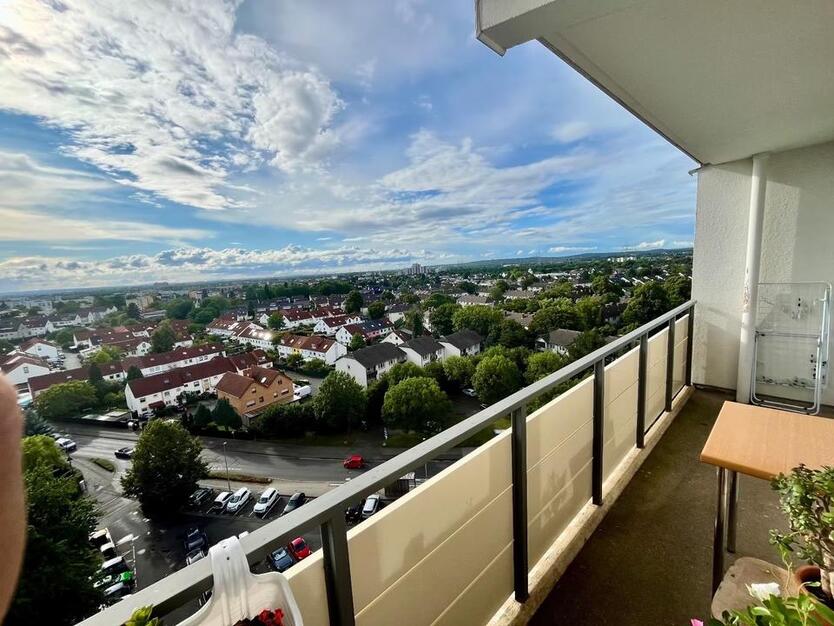 Kapitalanlage - 39 qm Wohnung mit Balkon - Panorama-Ausblick