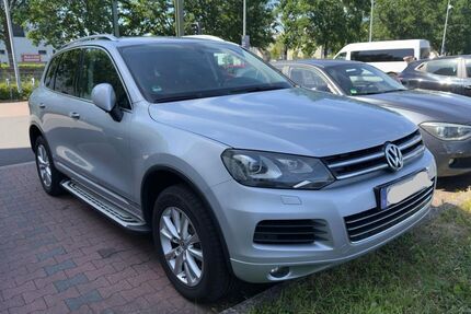 VW Touareg 281.500 km 10.900 &euro; Sankt Augustin 53757