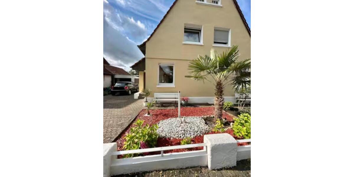 Reihenhaus Köln Kalk - 3 Zimmer, 75 m&sup2;, 2.500&euro; | Angebot:26419248