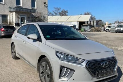 Hyundai IONIQ 120.000 km 12.850 &euro; Köln 50825