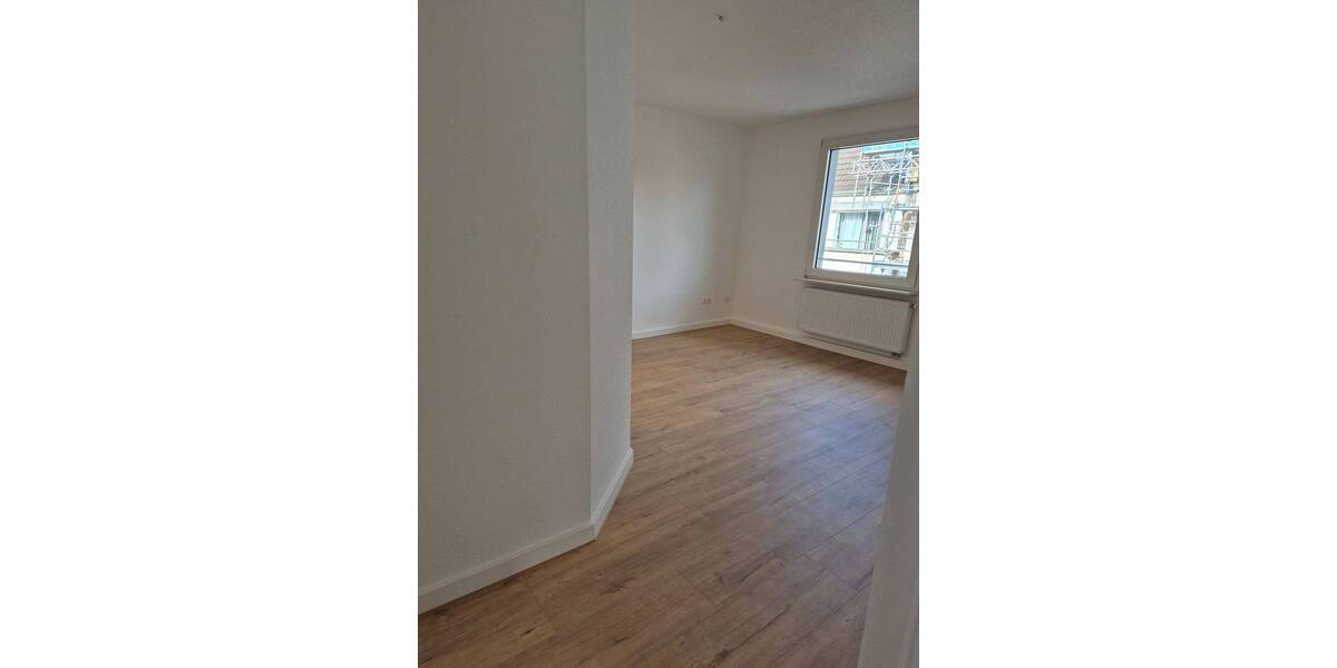 Etagenwohnung Köln Höhenberg - 3 Zimmer, 80 m&sup2;, 1.080&euro; | Angebot:25938841