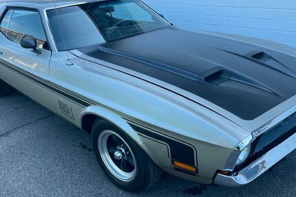 Ford Mustang 149.000 km 17.650 &euro; Köln 51149