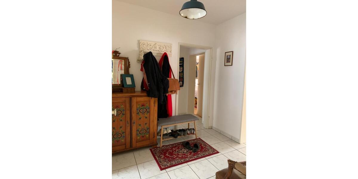 Etagenwohnung Bonn Poppelsdorf - 2 Zimmer, 85 m&sup2;, 1.200&euro; | Angebot:25551499