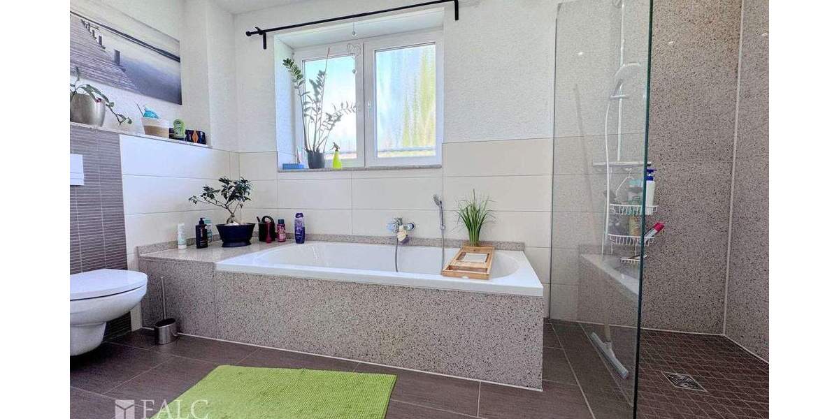 Doppelhaushälfte Bonn Geislar - 5 Zimmer, 165 m&sup2;, 599.000&euro; | Angebot:22275647