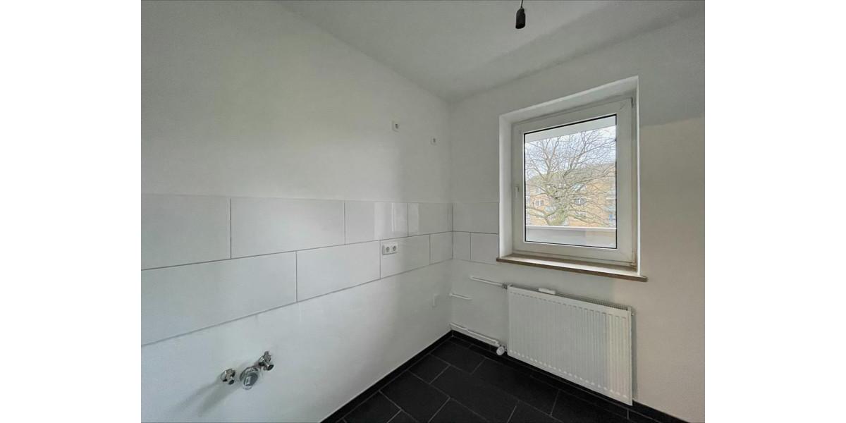 Etagenwohnung Leichlingen (Rheinland) - 2 Zimmer, 69 m&sup2;, 667&euro; | Angebot:26275178