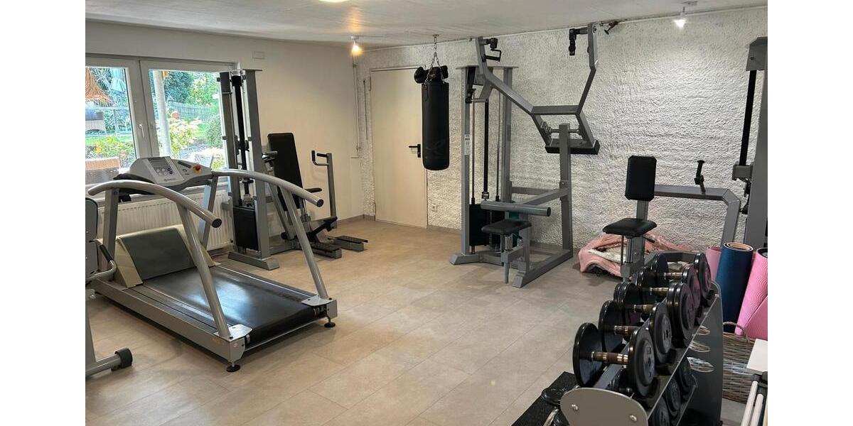 Maisonettenwohnung Leverkusen Bergisch Neukirchen - 6 Zimmer, 184 m&sup2;, 630.000&euro; | Angebot:26325818