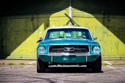 Ford Mustang 88.766 km 34.767 &euro; Hilden 40723