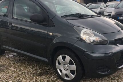 Toyota Aygo (X) 41.000 km 4.499 &euro; Bonn 53227
