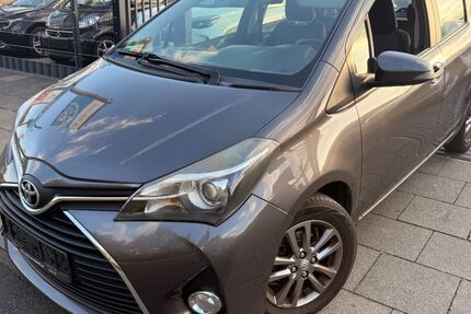 Toyota Yaris 182.974 km 5.590 &euro; Köln 51065