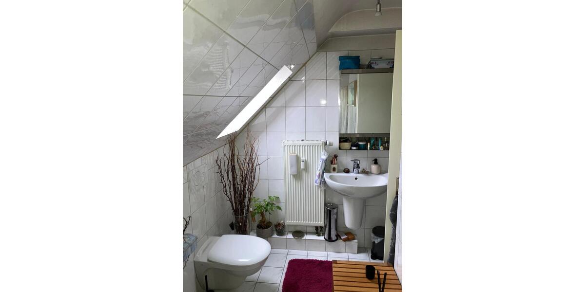 Dachgeschoßwohnung Köln Nippes - 2 Zimmer, 40 m&sup2;, 500&euro; | Angebot:26315040
