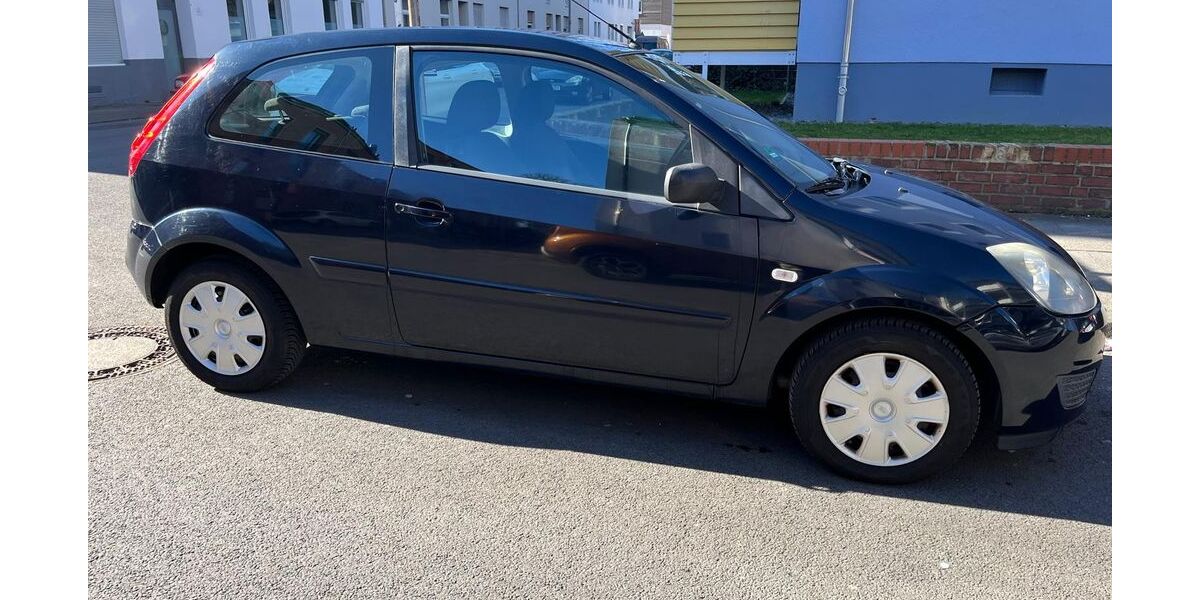 Ford Fiesta 167.000 km 1.490 &euro; Bergisch Gladbach 51429