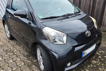 Toyota IQ 131.696 km 5.890 &euro; Köln 50859