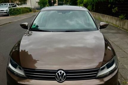VW Jetta 149.600 km 9.500 &euro; Bonn 53117