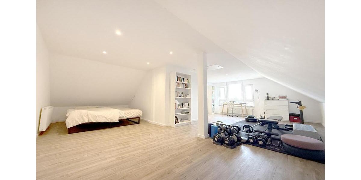 Reihenhaus Frechen - 5 Zimmer, 154 m&sup2;, 2.650&euro; | Angebot:26060513