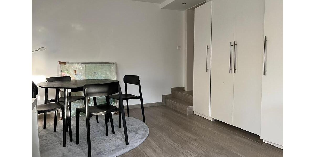 Etagenwohnung Köln Lindenthal - 1.5 Zimmer, 45 m&sup2;, 950&euro; | Angebot:26524193