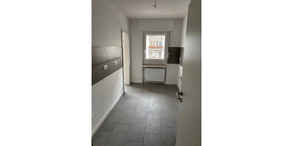 Etagenwohnung Bonn Beuel - 3 Zimmer, 76 m&sup2;, 1.050&euro; | Angebot:26863494