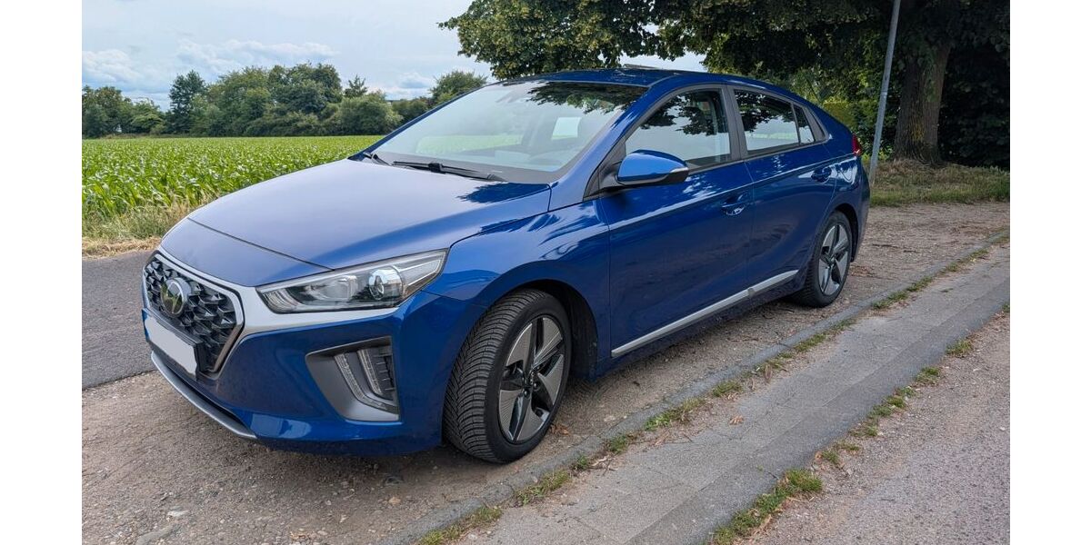Hyundai IONIQ 49.887 km 17.500 &euro; Köln 51147