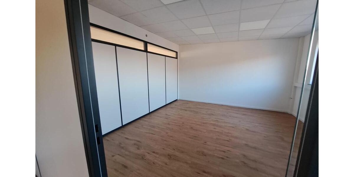 Gewerbeobjekt Wesseling - 1.230&euro; | Angebot:25999572