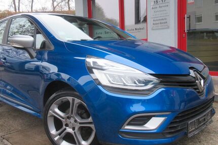 Renault Clio 72.500 km 9.400 &euro; Solingen 42697