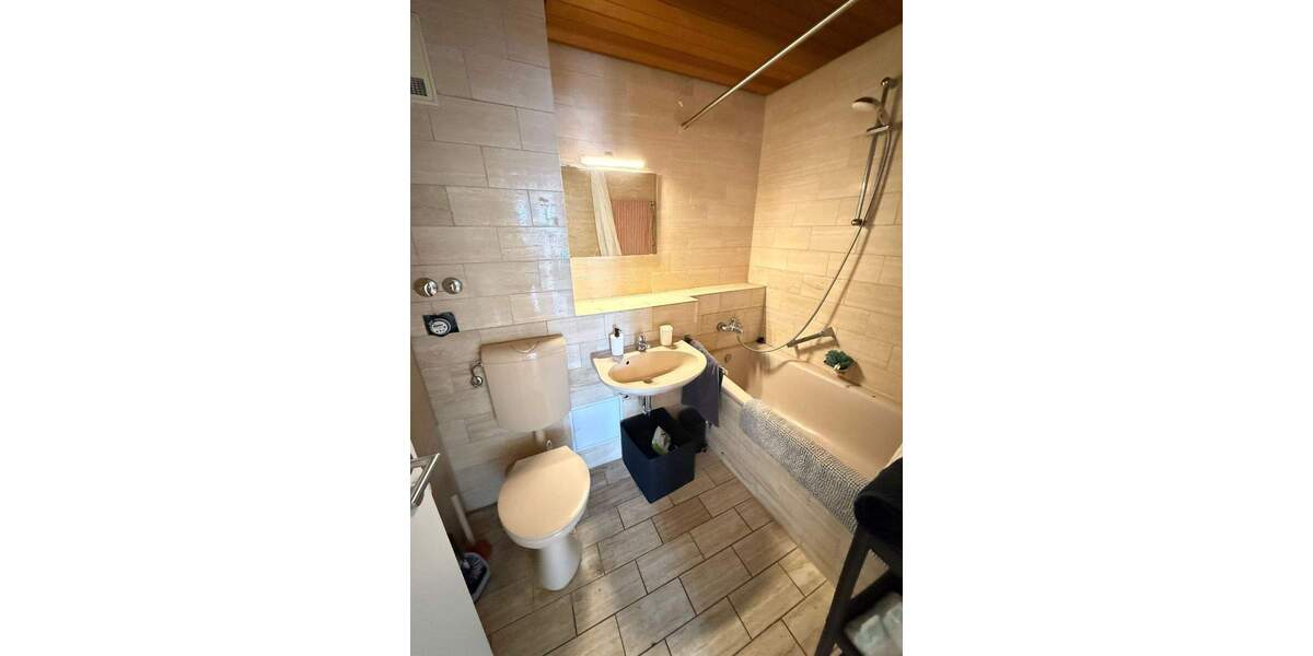 Investitionsobjekt oder Eigennutzung - 2-Zimmer-Wohnung mit Balkon im Süden Kölns 2 zimmer