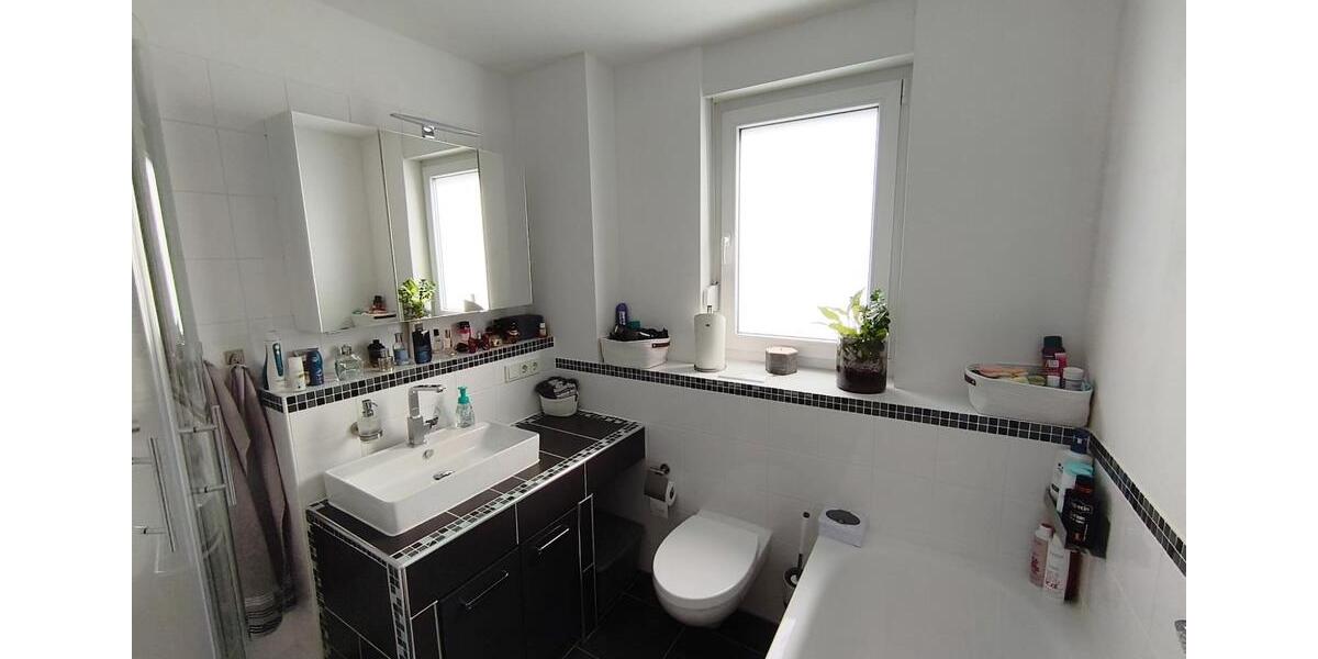 Etagenwohnung Köln Porz - 3 Zimmer, 85 m&sup2;, 339.000&euro; | Angebot:26335025