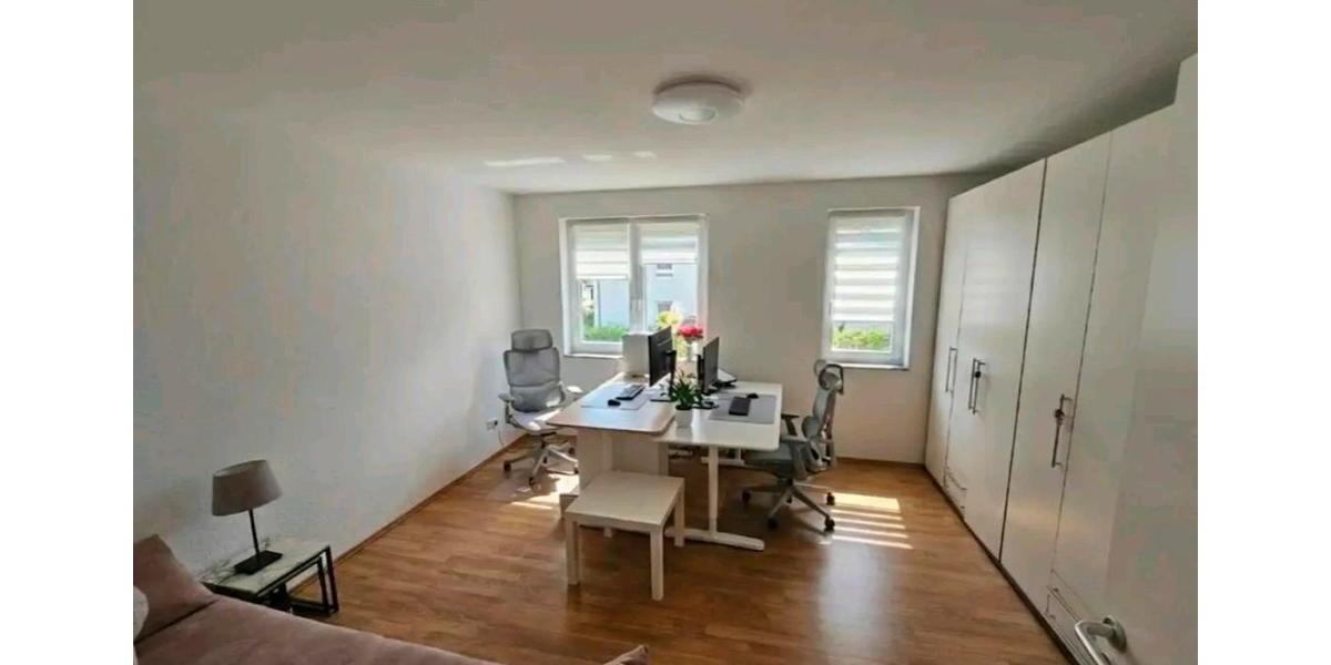 Reihenhaus Köln Kalk - 5 Zimmer, 127 m&sup2;, 2.200&euro; | Angebot:25163560