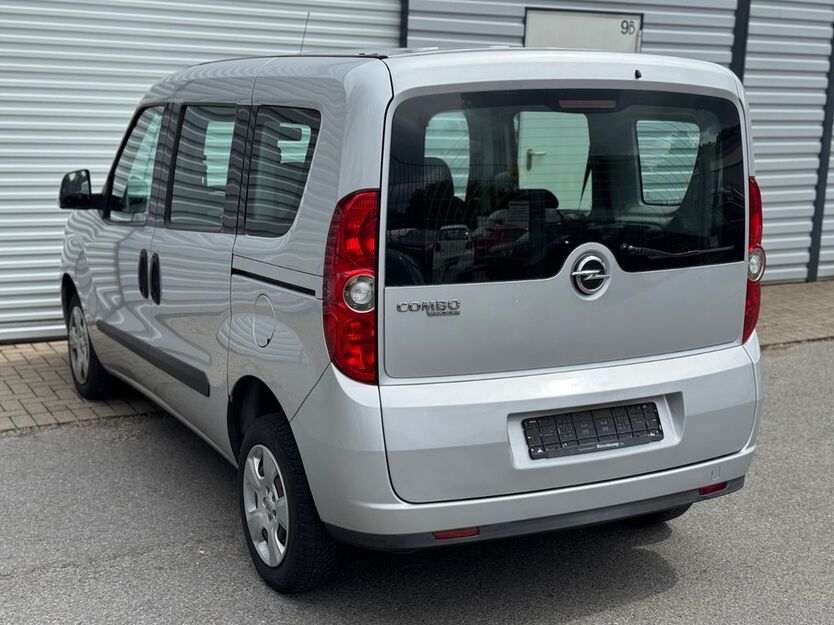 Opel Combo 140.000 km 5.990 € Solingen 42719