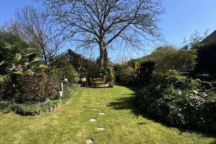 Haus zum Kaufen in Bergisch Gladbach 699.999 € 202 m² 7 zimmer