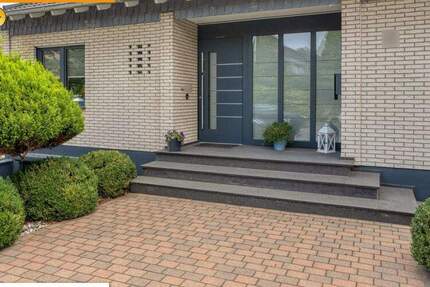 Komfortabler, modernisierter Bungalow mit genehmigter Wohnflächenerweiterung durch Baugenehmigung 5 zimmer